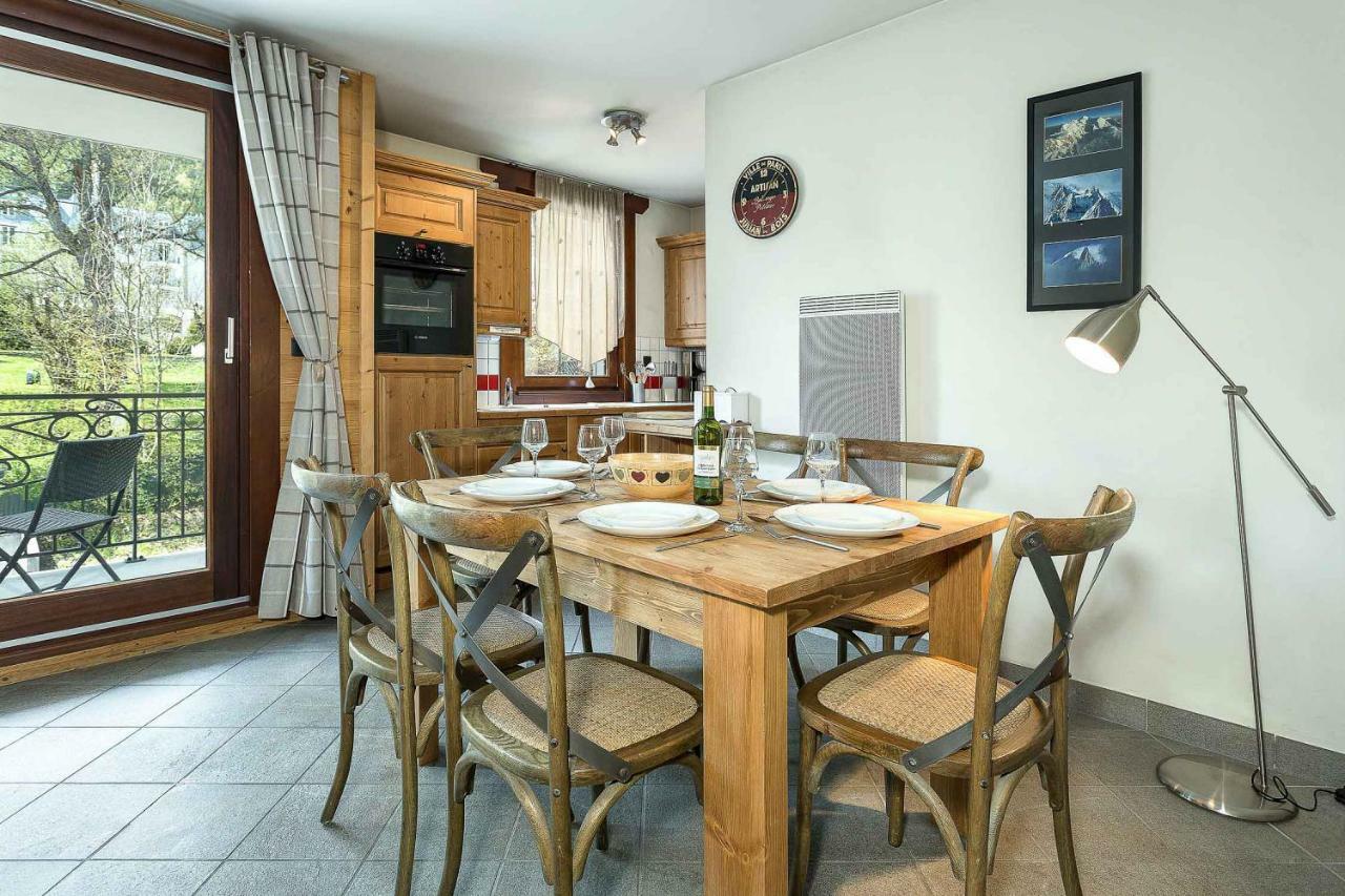 Apartment Staddon - Alpes Travel - Central Chamonix - Sleeps 4-6 Экстерьер фото